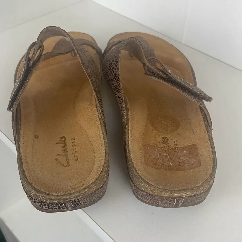Clarks Artisan Collection Copper Metallic Stingray Embossed Leather Sandals 5.5